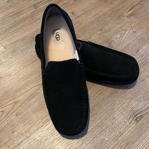 Ugg Alder slippers Men size 11 - Black